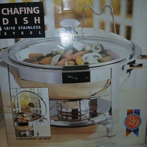 Elegant Stainless Steel Chafing Dish with Glass Lid